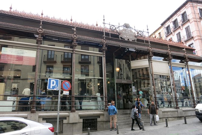 Panoramic Private Tour Madrid with hotel pick up - Madrid’s Gran Vía and Its Cultural Significance