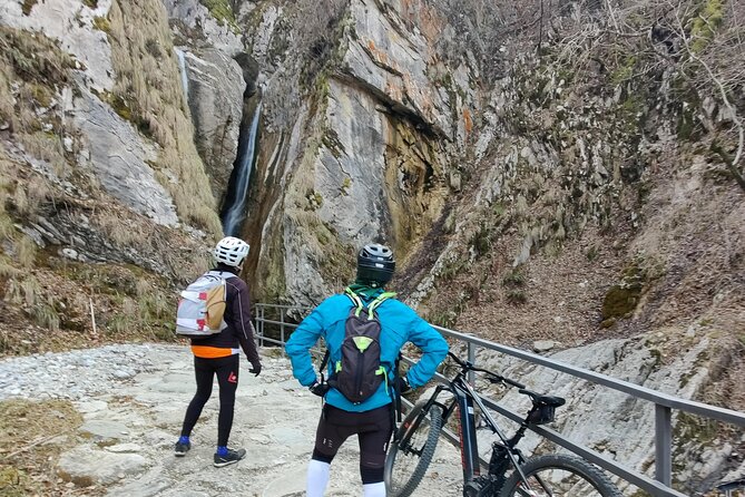 Panoramic Tour of Lake Como by E-MTB from Ghisallo - Meeting Point and Logistics in Ghisallo