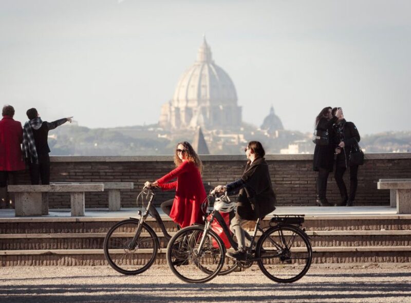 Panoramic Tour of Rome with Top E-Bike - Logistics: Meeting Point and Group Size