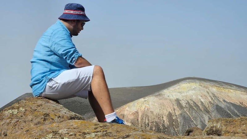 Panoramic tour of the island of Vulcan - Timing and Flexibility for Your Travel Plans