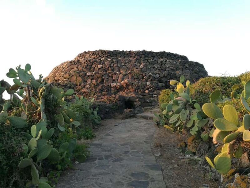 Pantelleria: Time travel trekking among prehistoric ruins - Explore the Prehistoric Roots of Pantelleria in Just 2 Hours