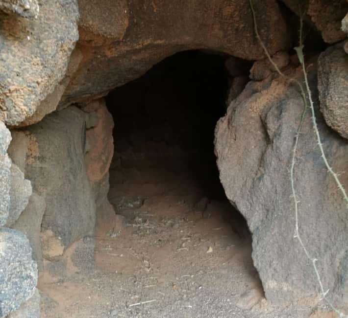 Pantelleria: Time travel trekking among prehistoric ruins - Practical Information and Recommendations