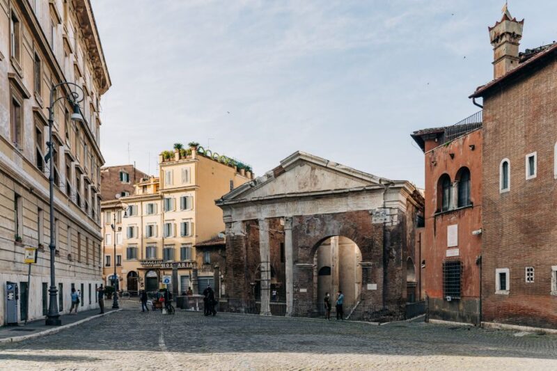 Pantheon and Jewish Ghetto Tour - Strolling Through Piazza Mattei and the Jewish Ghetto