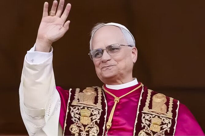 Papal Audience Experience in Rome - The Experience in St. Peters Square: Witnessing the Popes Greeting