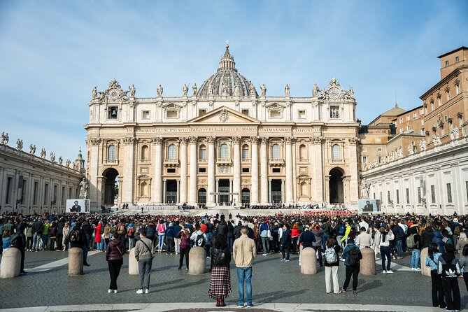 Papal Audience Experience in Rome - Exploring St. Peters Basilica and the Square at Your Leisure