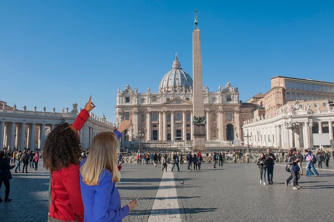 Papal Audience Experience with Pope Leo XIV - LIVE guide - The Group Size and Crowd Management