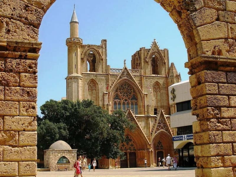 Paphos: Tour Famagusta-Ancient Salamis and Ghost Town - Scenic Viewpoints at Othello Castle