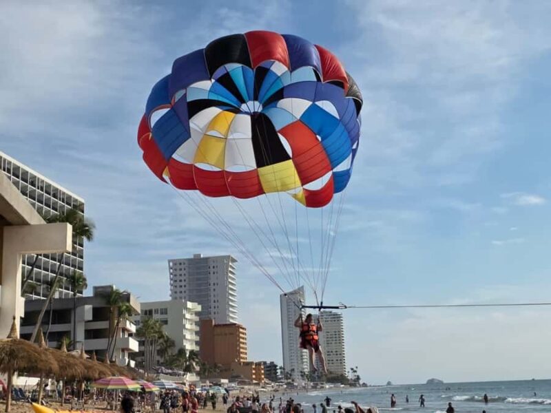 Parachute adventure in Mazatlan - Thrilling 15-Minute Parachute Flight Over Mazatláns Beaches and Isla de los Venados