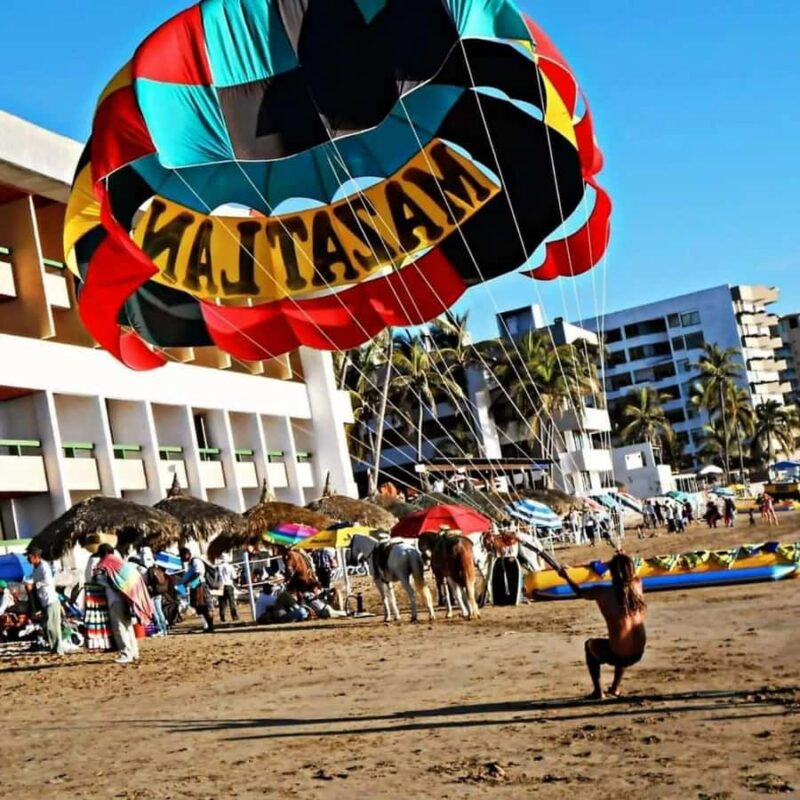 Parachute adventure in Mazatlan - Parachuting Over Mazatlán’s Beaches and Natural Landmarks