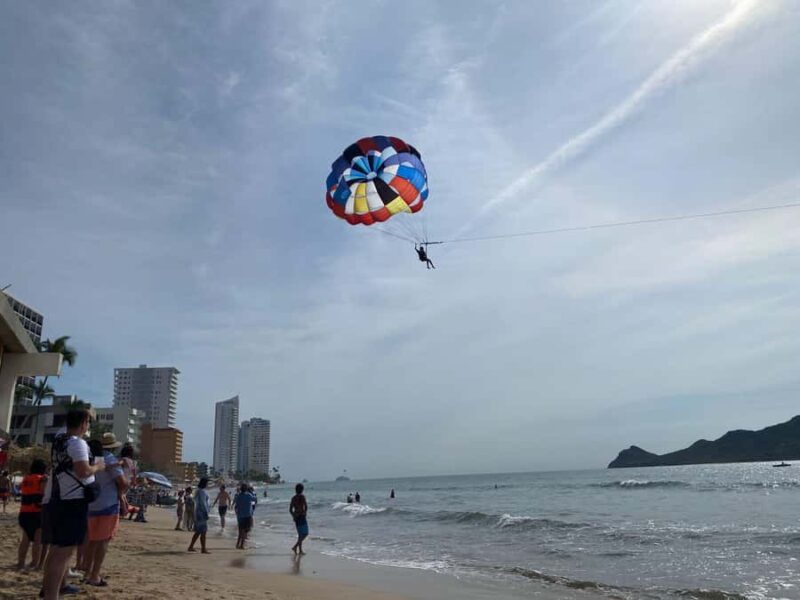 Parachute adventure in Mazatlan - Safety Measures and Practical Tips