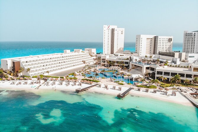 Paradise and Tropical Cancun Food Tour - Sampling Yucatán Specialties: Cochinita Pibil and Panuchos