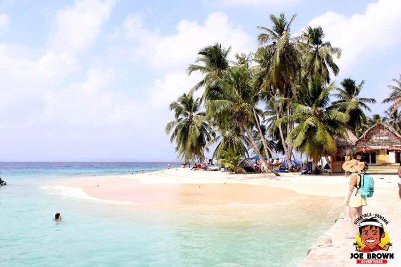 Paradise Unveiled: Discover the Enchanting San Blas Islands - Food and Beverage Experience in the Islands