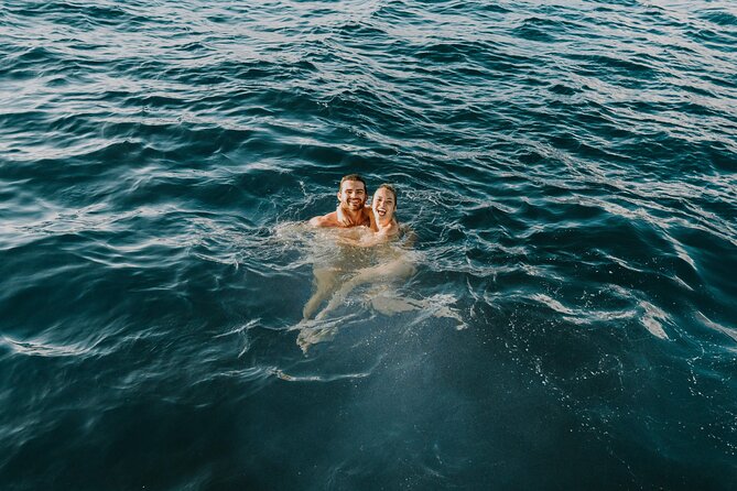 Paradise Waikiki Sunset Cruise + LIVE DJ + SWIMMING - Who Will Enjoy This Tour Most?