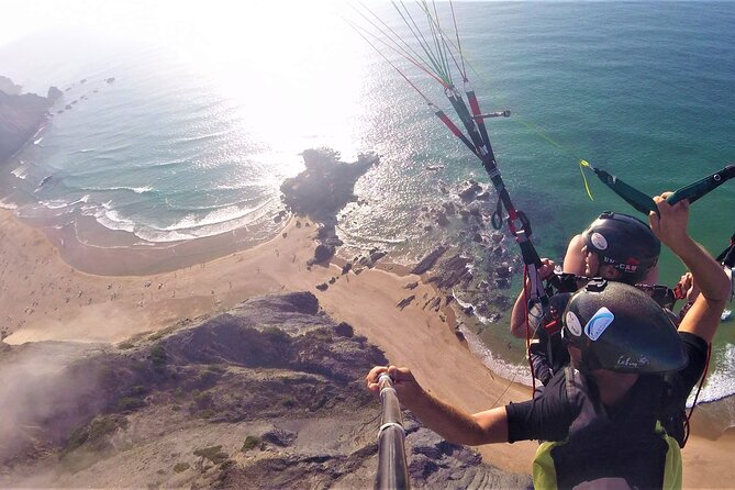 Paragliding Algarve Experience - Who Will Love Paragliding in Algarve