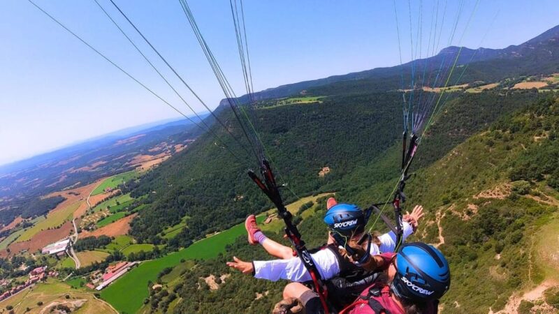 Paragliding: Experience the magic of flying near Barcelona. Report included - The Flight: Soaring Over Hills and Fields