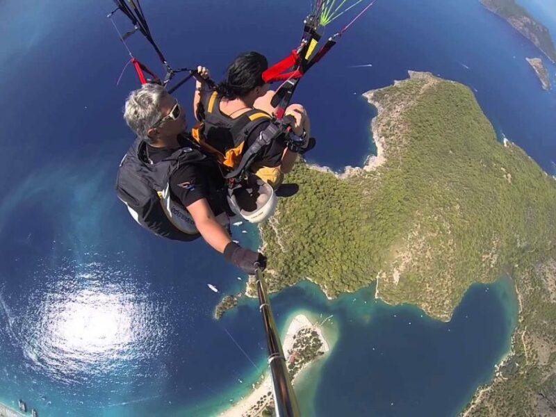 Paragliding in Fethiye - Preparing for the Flight: Safety and Equipment