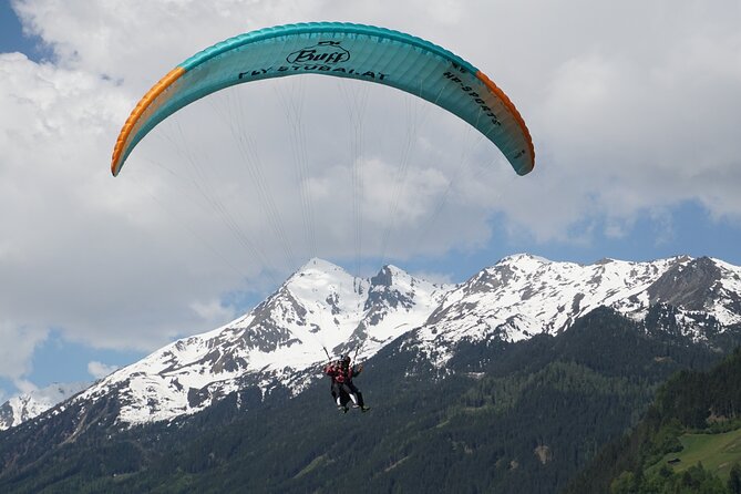 Paragliding in the morning - Exciting Tandem Paragliding over the Tyrolean Mountains