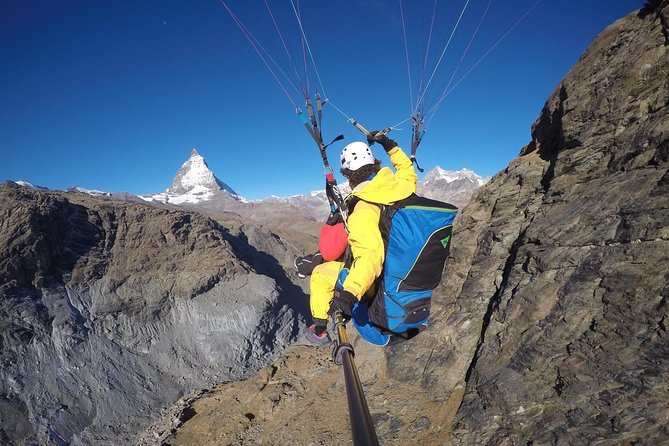Paragliding mountain flight - An Unforgettable Paragliding Mountain Flight Over Zermatt and the Swiss Alps