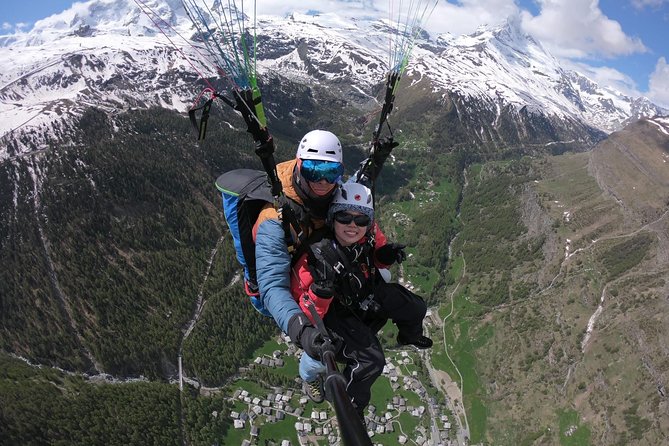 Paragliding mountain flight - Additional Details and Practical Tips