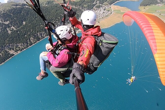 Paragliding Tandem Flights in Engadin - Soaring Above the Engadin Valley from Corvatsch