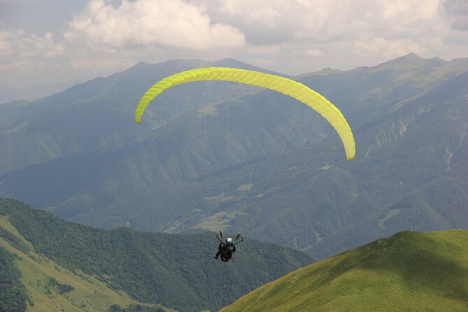 Paragliding tandem flights in Georgia - The Included Video and Its Role in Your Paragliding Experience