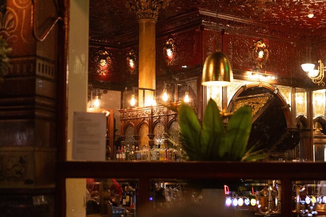 Paranormal ActivityTour in Old London - Exploring Londons Haunted Streets and Hidden Tales