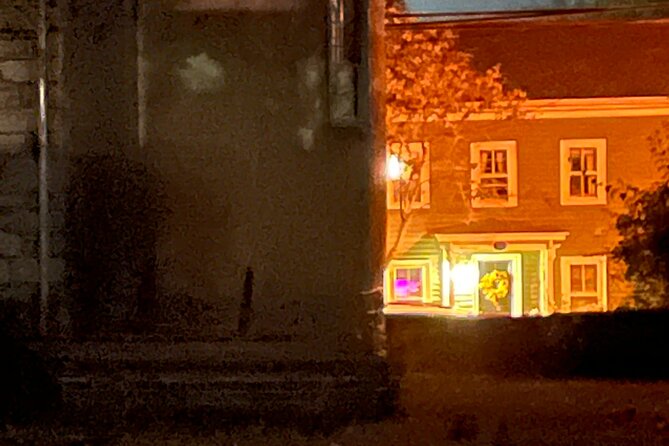 Paranormal Pub Crawl in Austin - The Legend of Old Mr. Hofientz at Moonshine Grill