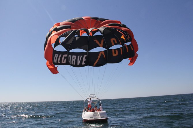 Parasailing Faro - The Safety and Support During the Tour