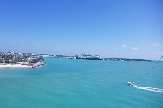 Parasailing in Key West at Smathers Beach - Safety and Comfort on the Water