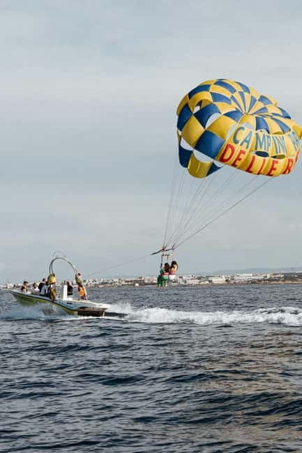 Parasailing in Polignano: A parachute adventure - Parasailing in Polignano: A parachute adventure