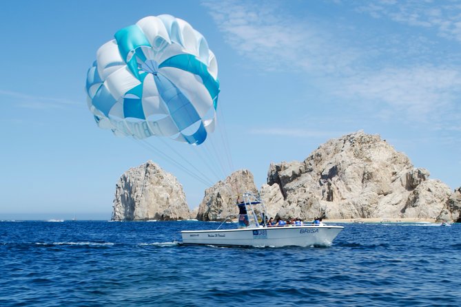 Parasailing Los Cabos Adventure - The Crew and Safety Standards