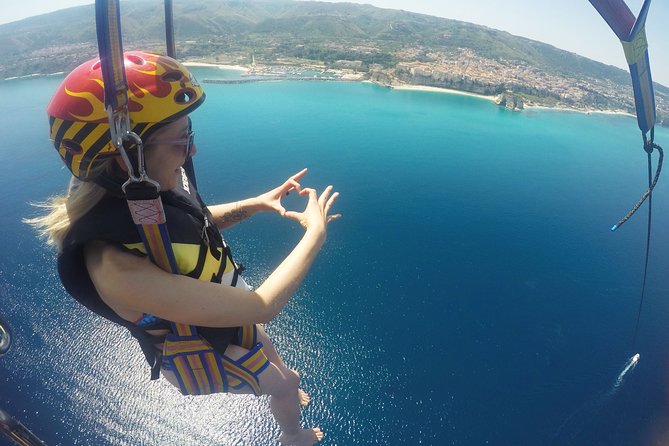 Parasailing Single Flight to Tropea in Small Group - Meeting Point and Group Size