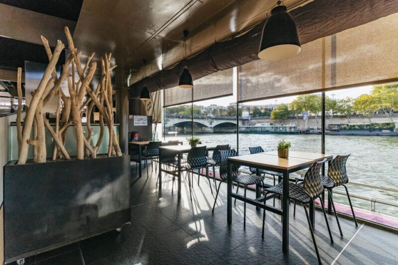 Paris: 1-Hour Sightseeing Cruise and 3-Course Bistro Dinner - Navigating the Logistics and Flexibility