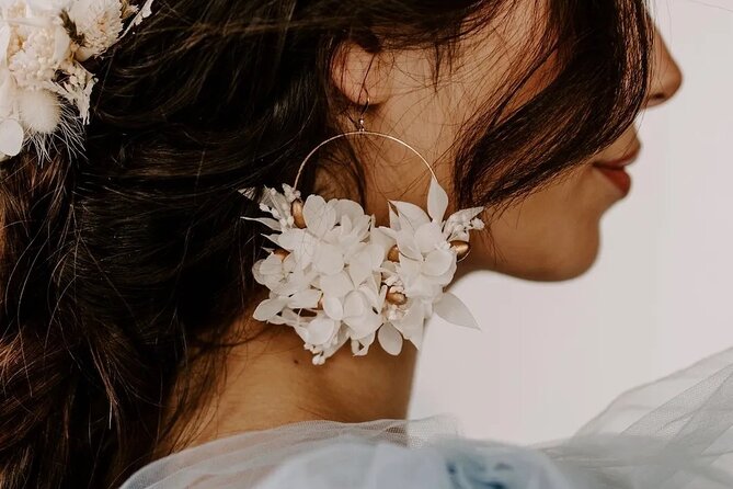 Paris 1e: Floral Earrings Workshop - Discover a Unique Jewelry Experience in Paris’ 1er District