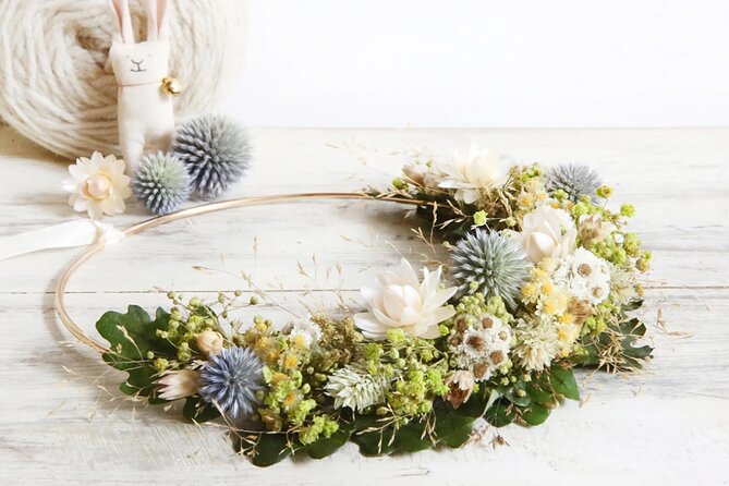 Paris 1e: Preserved Flower Wreath Workshop - Explore the Charm of a Preserved Flower Wreath Workshop in Paris