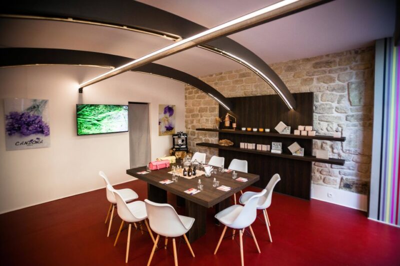 Paris: 2-Hour Perfume Creation Workshop - Key Points