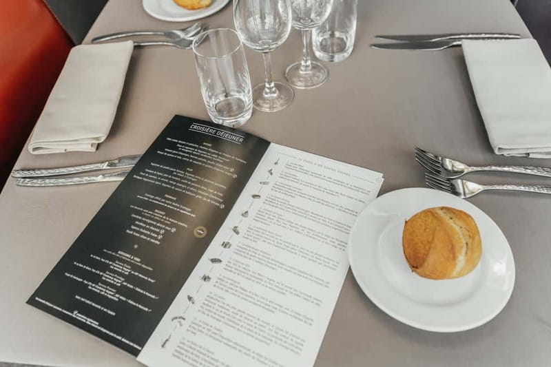 Paris: 2-Hour River Seine Lunch Cruise with 3-course-menu - Stops and Departure Points in Paris