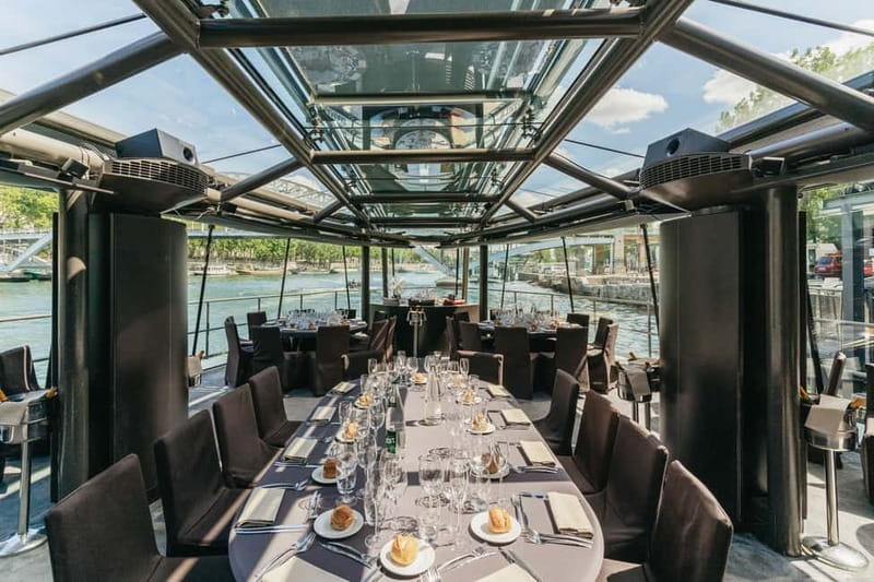 Paris: 2-Hour River Seine Lunch Cruise with 3-course-menu - The Viewpoint of a Panoramic Boat