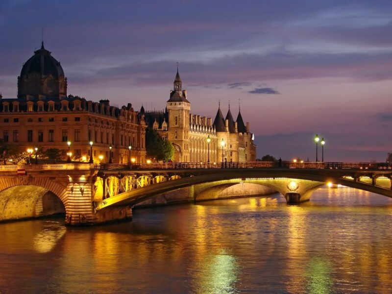 Paris: 3-Course-Dinner Cruise with Wine on the Seine River - The 3-Course French Dinner: Freshly Prepared and Flavorful