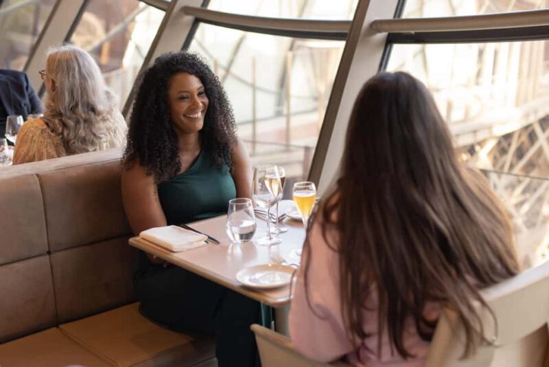 Paris: 3-Course Lunch at Eiffel Tower's Madame Brasserie - Unique Dining Setting in the Eiffel Tower’s Madame Brasserie