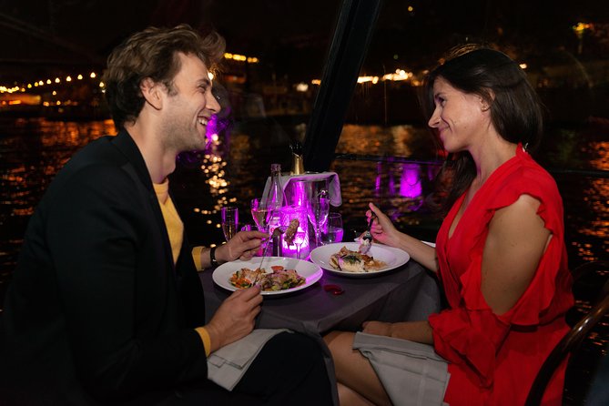 Paris 3-Courses Gourmet Dinner Seine River Cruise with Champagne - Seating Options and Upgrades