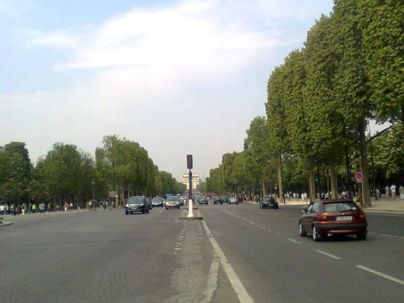 Paris - 6-Hour Private Guided Walking Tour of the City - The Value of a Private Guided Experience in Paris