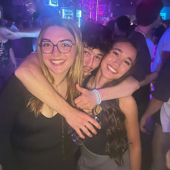 Paris After Dark: Speakeasy, Cocktails, Local Bars & Clubs - Logistics and Practical Tips