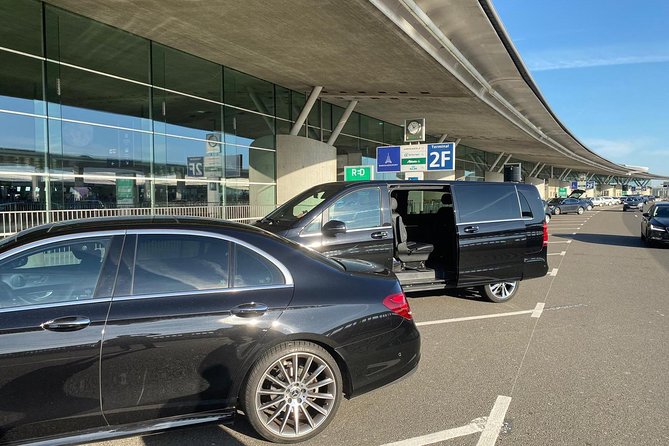 Paris Airport Transfers - Private Car - Fleet and Vehicle Features