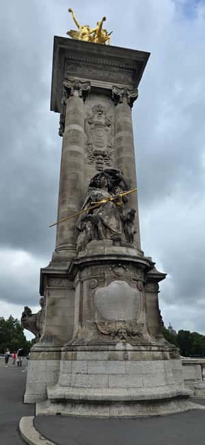 Paris and Cheese: Private Guided Car Tour for the Whole Family - Key Points