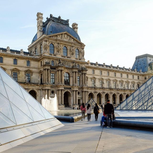 Paris and Versailles Palace: Full day private guided Tour - Discover the Elegance of Paris and Versailles on a Private Full-Day Tour