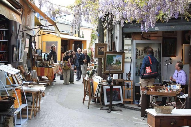 Paris Antiques Market Insider's Tour in Extra-Small Group - The Experience of a Small Group in a Large Market