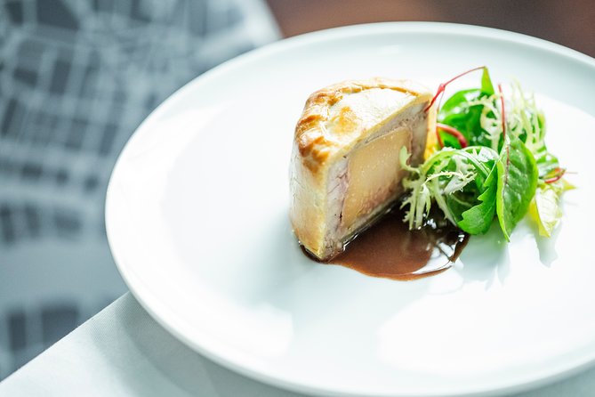 Paris at the First Lodges - Ducasse sur Seine dinner cruise - Comparing This Cruise to Other Paris Sightseeing Options