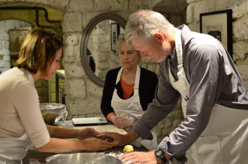 Paris: Baguette and French Breads Class - Shaping Techniques for Different Breads