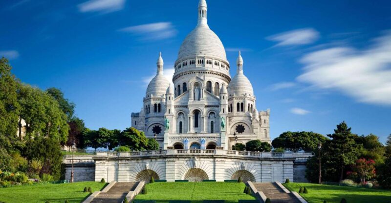 Paris: Basilica of Sacré Coeur de Montmartre Private Tour - Exploring Montmartre’s Artistic Past and Local Landmarks